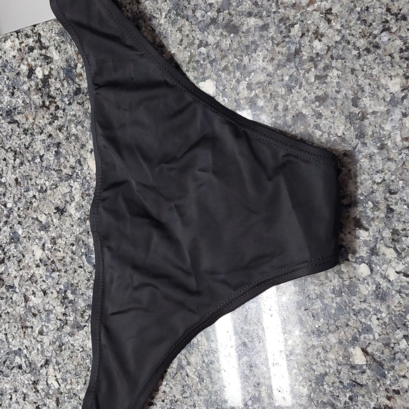 Embroidered Ruffle Bikini - Picture 6 of 9